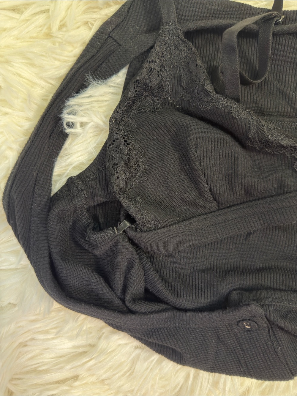 SKIMS | Soft Lounge Lace Bralette Tank | Onyx | Small - Picture 5 of 7
